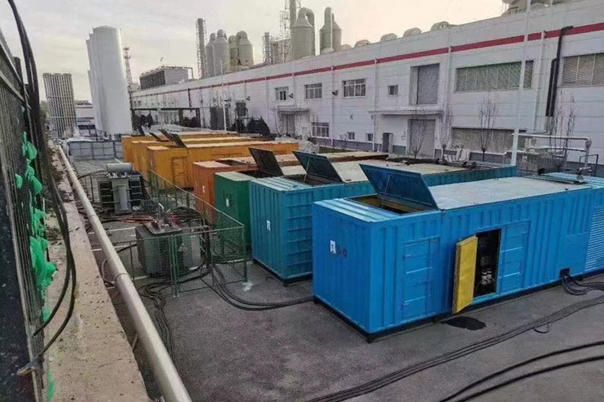 拜城发电机租赁施工现场